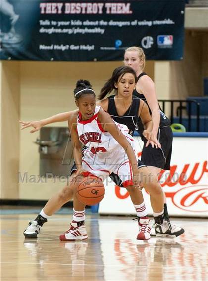 Thumbnail 2 in Mount Miguel vs West Hills (SDS D2 Final) photogallery.