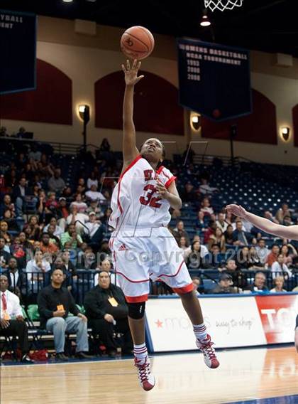 Thumbnail 2 in Mount Miguel vs West Hills (SDS D2 Final) photogallery.