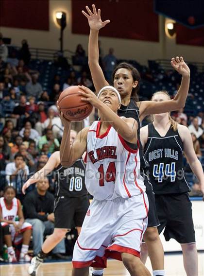 Thumbnail 1 in Mount Miguel vs West Hills (SDS D2 Final) photogallery.