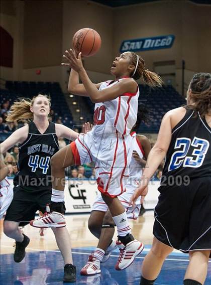 Thumbnail 2 in Mount Miguel vs West Hills (SDS D2 Final) photogallery.