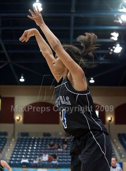 Thumbnail 3 in Mount Miguel vs West Hills (SDS D2 Final) photogallery.