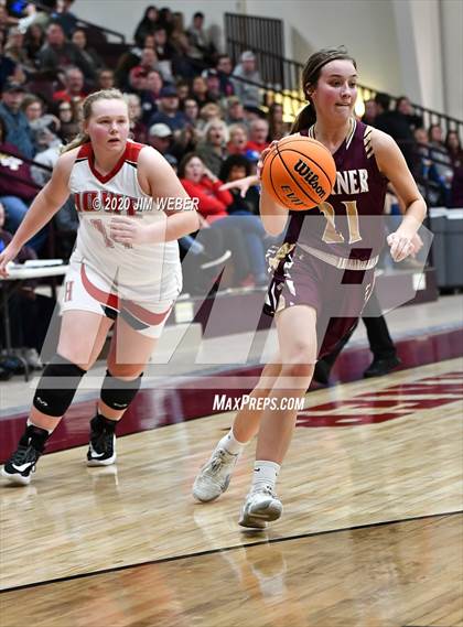 Thumbnail 3 in Howe vs Warner (OSSAA Area II Regional Semifinal)  photogallery.