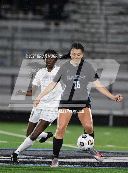 Thumbnail 1 in Jesuit @ Mountainside photogallery.