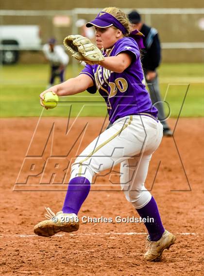 Thumbnail 3 in Valencia vs. Amador Valley photogallery.