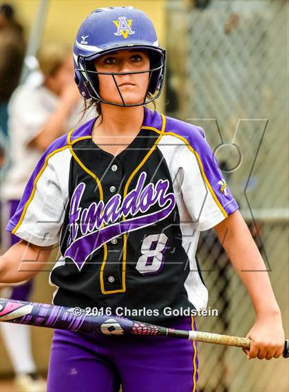 Thumbnail 3 in Valencia vs. Amador Valley photogallery.