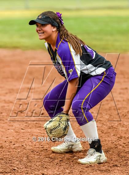 Thumbnail 2 in Valencia vs. Amador Valley photogallery.