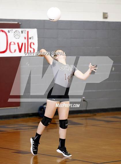Thumbnail 2 in Maplesville vs Thorsby (Chilton County Tournament) photogallery.