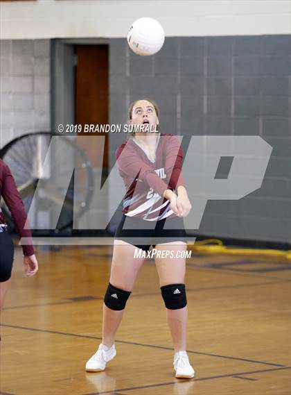 Thumbnail 1 in Maplesville vs Thorsby (Chilton County Tournament) photogallery.