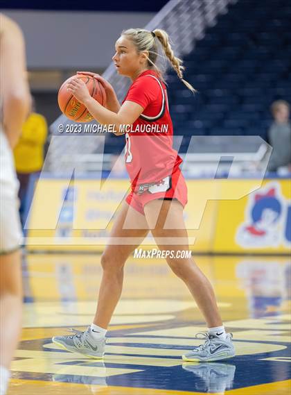 Thumbnail 2 in Center Moriches vs Locust Valley (NYSPHSAA Class B Sub Regional LIC) photogallery.