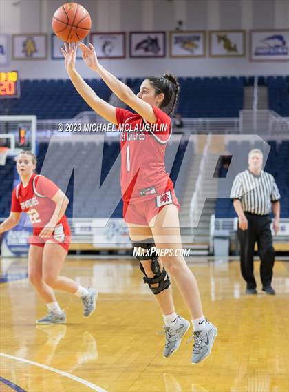 Thumbnail 2 in Center Moriches vs Locust Valley (NYSPHSAA Class B Sub Regional LIC) photogallery.