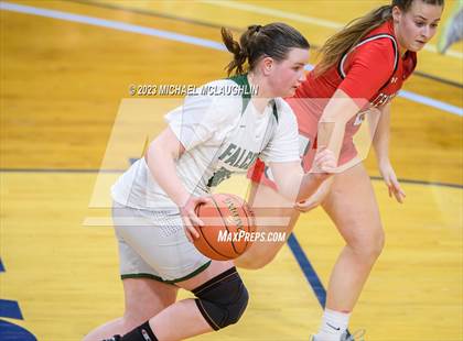 Thumbnail 3 in Center Moriches vs Locust Valley (NYSPHSAA Class B Sub Regional LIC) photogallery.