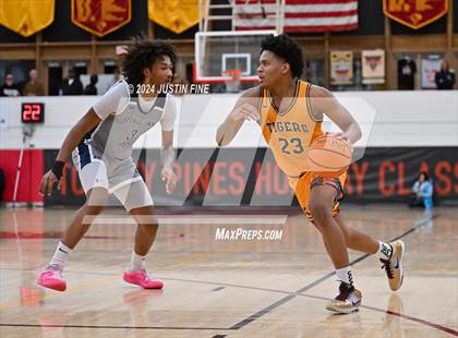 Thumbnail 1 in Georgetown Prep vs. St. Xavier (Torrey Pines Holiday Classic) photogallery.