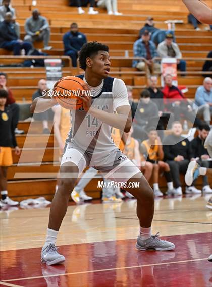 Thumbnail 1 in Georgetown Prep vs. St. Xavier (Torrey Pines Holiday Classic) photogallery.