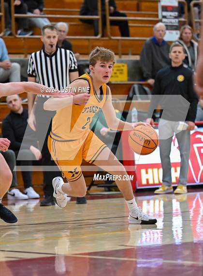 Thumbnail 3 in Georgetown Prep vs. St. Xavier (Torrey Pines Holiday Classic) photogallery.