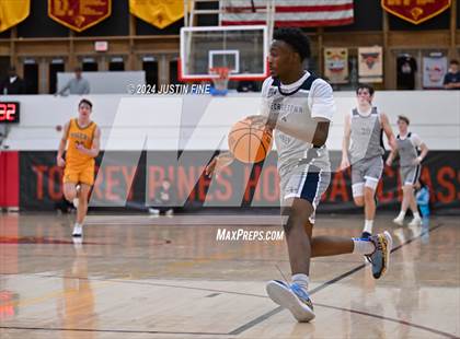 Thumbnail 2 in Georgetown Prep vs. St. Xavier (Torrey Pines Holiday Classic) photogallery.