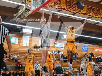 Thumbnail 1 in Georgetown Prep vs. St. Xavier (Torrey Pines Holiday Classic) photogallery.