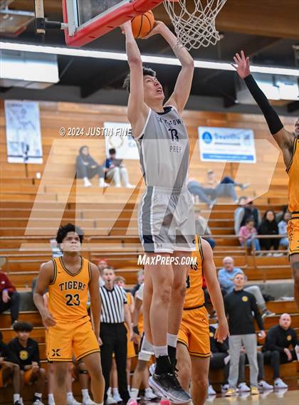Thumbnail 1 in Georgetown Prep vs. St. Xavier (Torrey Pines Holiday Classic) photogallery.