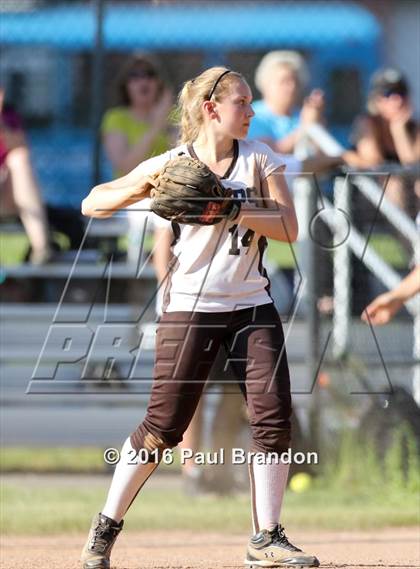 Thumbnail 2 in Wilcox RVT vs. Stonington (CIAC Class M Quarterfinal) photogallery.