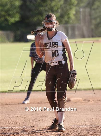 Thumbnail 3 in Wilcox RVT vs. Stonington (CIAC Class M Quarterfinal) photogallery.