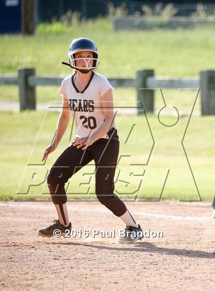 Thumbnail 2 in Wilcox RVT vs. Stonington (CIAC Class M Quarterfinal) photogallery.