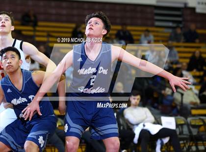Thumbnail 3 in Mater Dei Catholic vs. Santa Clarita Christian (Battle of the Valleys) photogallery.