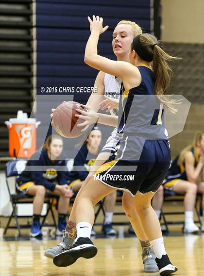 Thumbnail 3 in Webster Thomas @ Gates Chili photogallery.