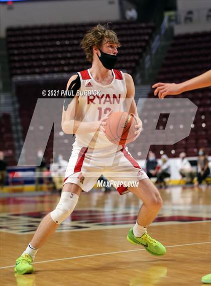 Thumbnail 3 in Archbishop Ryan vs. Cathedral Prep (PIAA 5A Championship) photogallery.