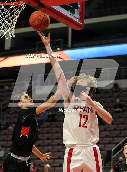Thumbnail 3 in Archbishop Ryan vs. Cathedral Prep (PIAA 5A Championship) photogallery.