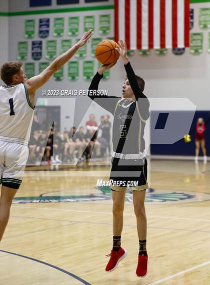 Thumbnail 3 in Logan @ Ridgeline photogallery.