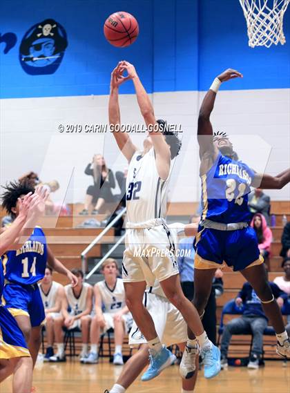 Thumbnail 2 in Richlands @ Swansboro photogallery.