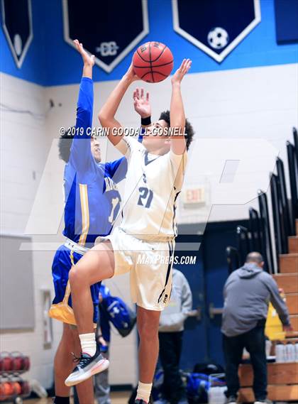 Thumbnail 3 in Richlands @ Swansboro photogallery.