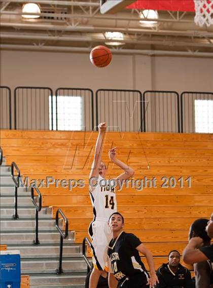 Thumbnail 3 in Galena Park vs Conroe (McDonald's Texas Invitational) photogallery.