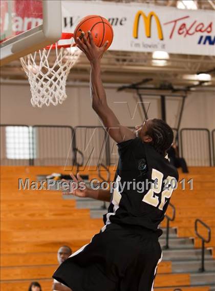 Thumbnail 3 in Galena Park vs Conroe (McDonald's Texas Invitational) photogallery.