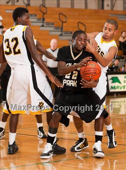 Thumbnail 3 in Galena Park vs Conroe (McDonald's Texas Invitational) photogallery.