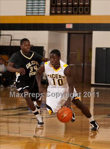 Thumbnail 3 in Galena Park vs Conroe (McDonald's Texas Invitational) photogallery.