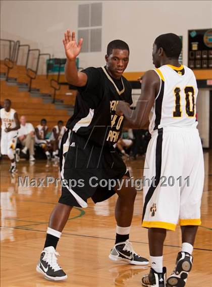 Thumbnail 3 in Galena Park vs Conroe (McDonald's Texas Invitational) photogallery.
