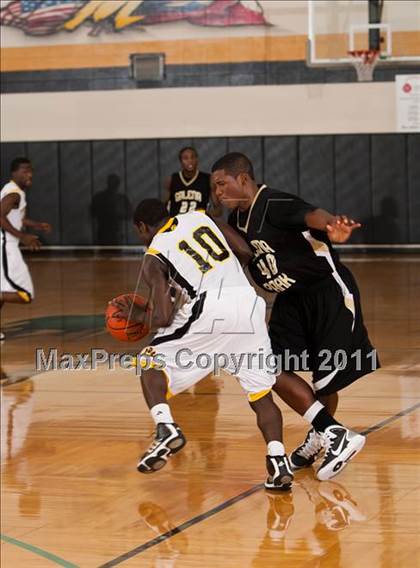 Thumbnail 1 in Galena Park vs Conroe (McDonald's Texas Invitational) photogallery.