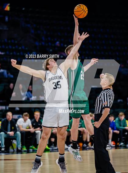 Thumbnail 1 in Limon vs. Sanford (CHSAA 2A Final Four) photogallery.
