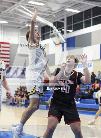 Thumbnail 1 in Kickapoo vs Kirkwood (Bill Rowe's Queens Classic) photogallery.