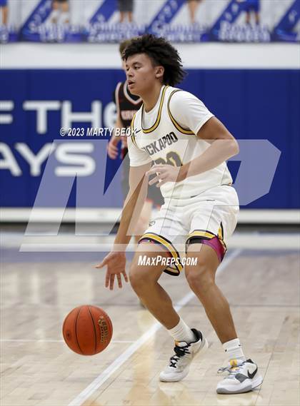 Thumbnail 3 in Kickapoo vs Kirkwood (Bill Rowe's Queens Classic) photogallery.