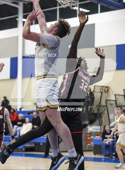Thumbnail 2 in Kickapoo vs Kirkwood (Bill Rowe's Queens Classic) photogallery.