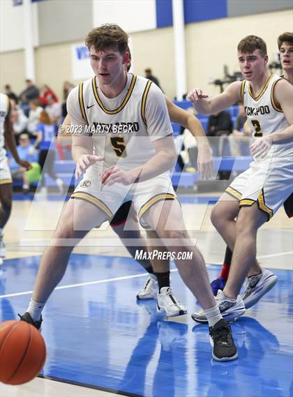 Thumbnail 1 in Kickapoo vs Kirkwood (Bill Rowe's Queens Classic) photogallery.