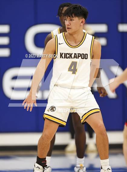 Thumbnail 1 in Kickapoo vs Kirkwood (Bill Rowe's Queens Classic) photogallery.