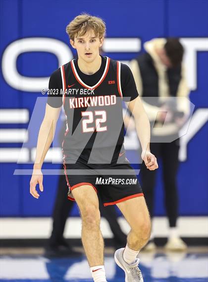 Thumbnail 3 in Kickapoo vs Kirkwood (Bill Rowe's Queens Classic) photogallery.