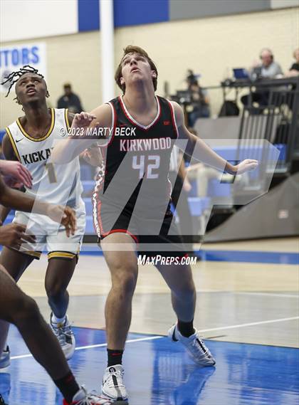 Thumbnail 3 in Kickapoo vs Kirkwood (Bill Rowe's Queens Classic) photogallery.