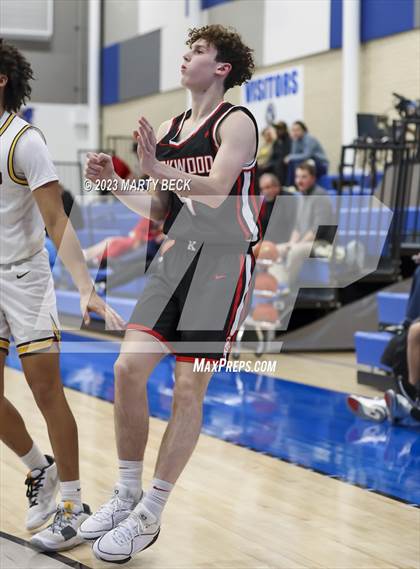 Thumbnail 2 in Kickapoo vs Kirkwood (Bill Rowe's Queens Classic) photogallery.