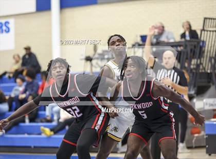 Thumbnail 3 in Kickapoo vs Kirkwood (Bill Rowe's Queens Classic) photogallery.