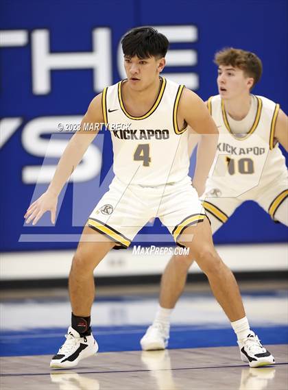 Thumbnail 2 in Kickapoo vs Kirkwood (Bill Rowe's Queens Classic) photogallery.