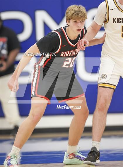 Thumbnail 2 in Kickapoo vs Kirkwood (Bill Rowe's Queens Classic) photogallery.