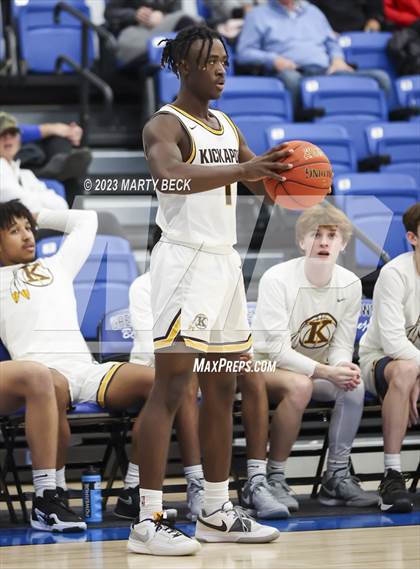 Thumbnail 2 in Kickapoo vs Kirkwood (Bill Rowe's Queens Classic) photogallery.